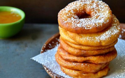 40 Minutes Apple Fritter Rings